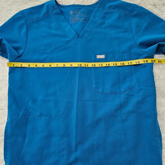 FIGS Cobalt Blue V-neck Short Sleeve Scrub Top. Size S Pockets Medical - Picture 7 of 9